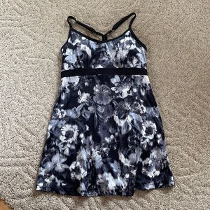 Women’s 90 degree dress